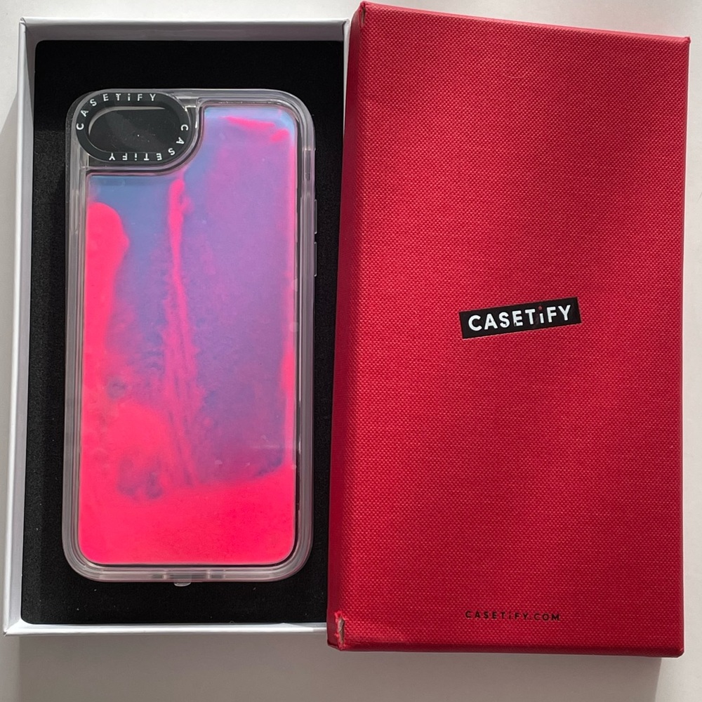Casetify Neon Sand Liquid iPhone 8/7 Case - Picture 7 of 7